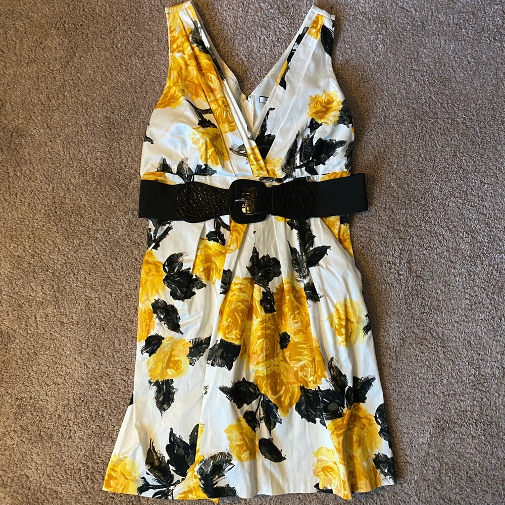 Yellow Floral V-Neck Sleeveless Dress with Black Belt Accent